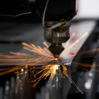 В наличии передовое лазерное оборудование от мировых производителей — работа компании «Форма Стали»