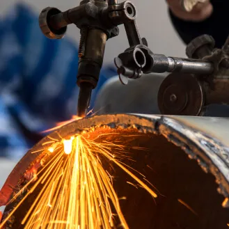 Предоставляем комплекс дополнительных услуг по металлообработке — работа компании «Форма Стали»